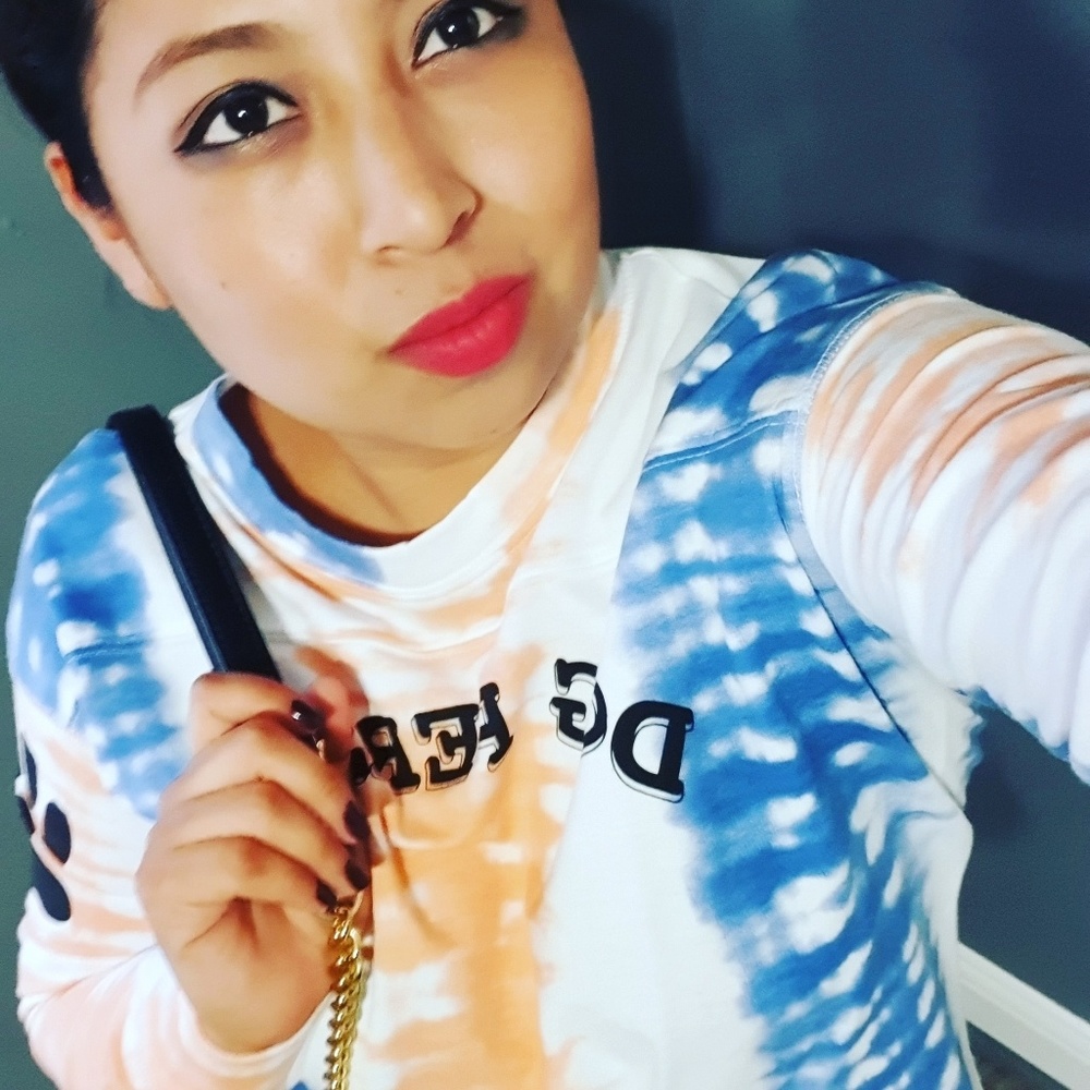 Meet your Posher, Sarai